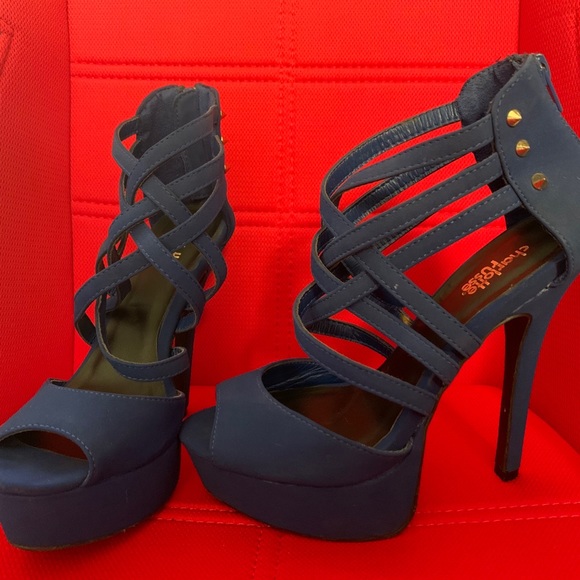 Heels - Picture 2 of 3